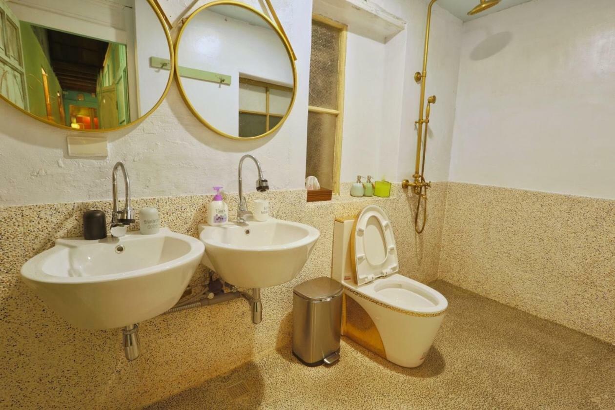 台南赤崁月樓tainan Moon House Inn Exterior photo