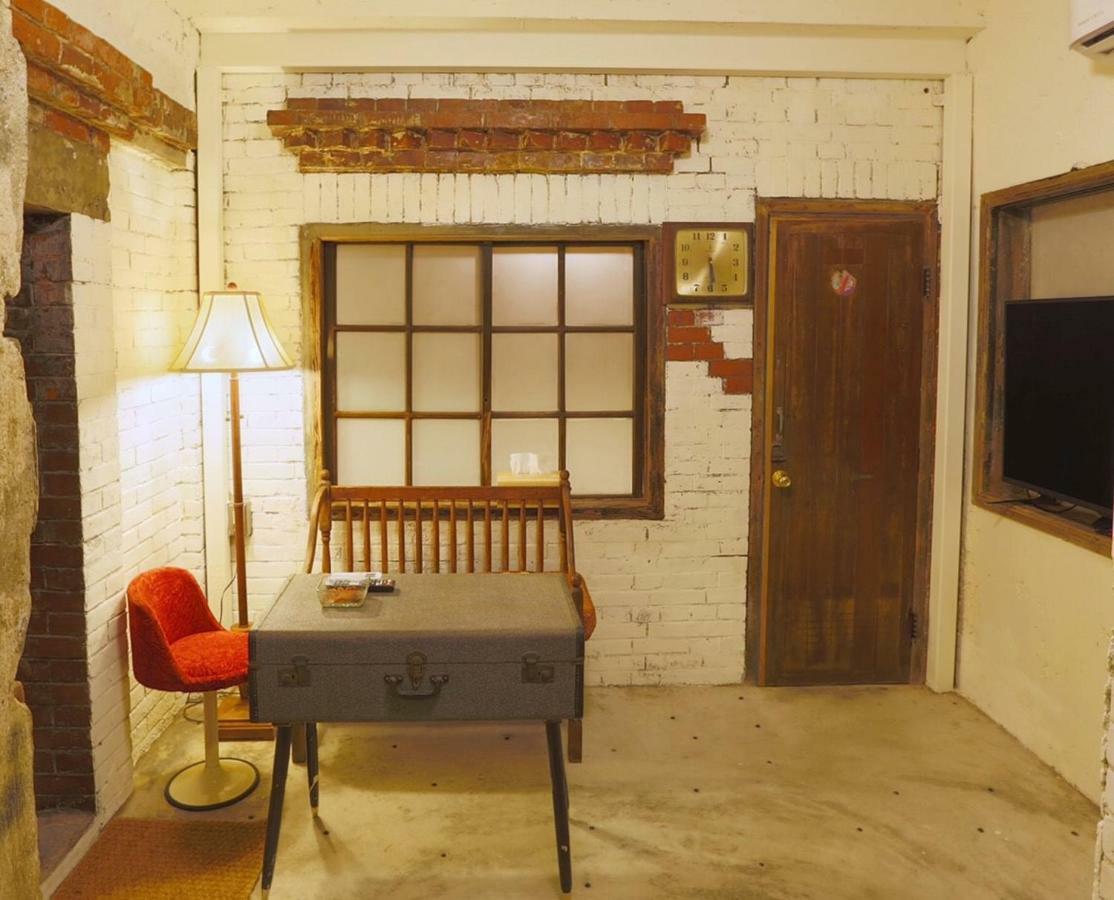 台南赤崁月樓tainan Moon House Inn Exterior photo